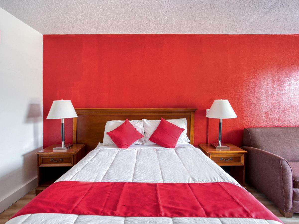 Oyo Hotel Columbia Sc West 웨스트컬럼비아 외부 사진